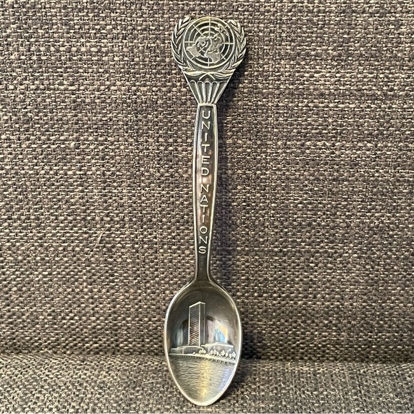 VTG 1950s NYC UNITED NATIONS 4" Silverplate SOUVENIR SPOON TH MARTHINSEN NORWAY - Picture 1 of 6